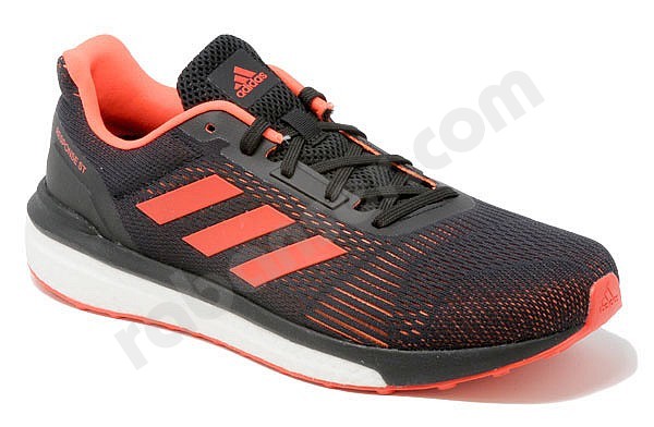 adidas response st w