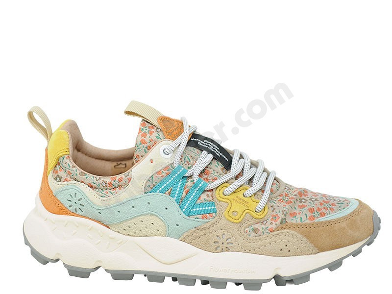Flower Mountain Yamano 3 Woman kastanie hellblau orange
