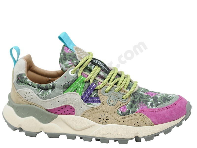 Flower Mountain Yamano 3 Woman rosso beige