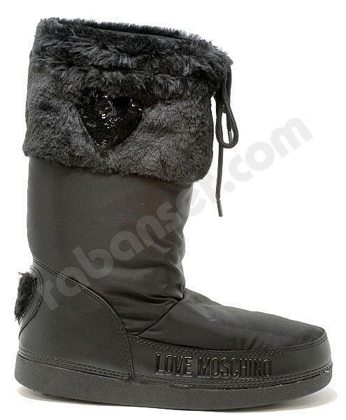 moschino boots snow