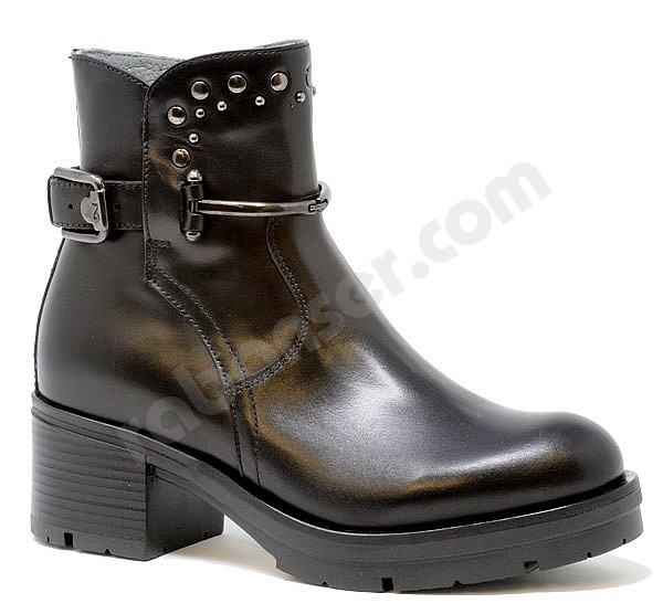 stivaletti corti nero giardini