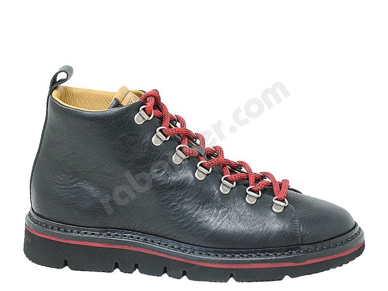Tre Cime T115 black leather