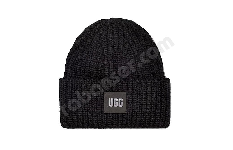 UGG® Crunky Rib Beanie Logo black